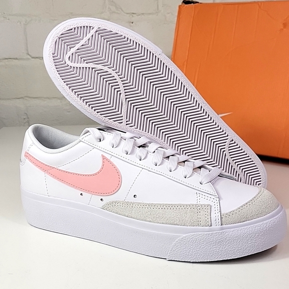 Nike Blazer Low Platform Sneaker White / Pink Blaze Womens 10 - Picture 7 of 10